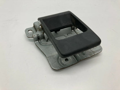 1994-1999 LAND ROVER DISCOVERY INTERIOR INNER TRUNK DOOR HANDLE ASSEMBLY OEM