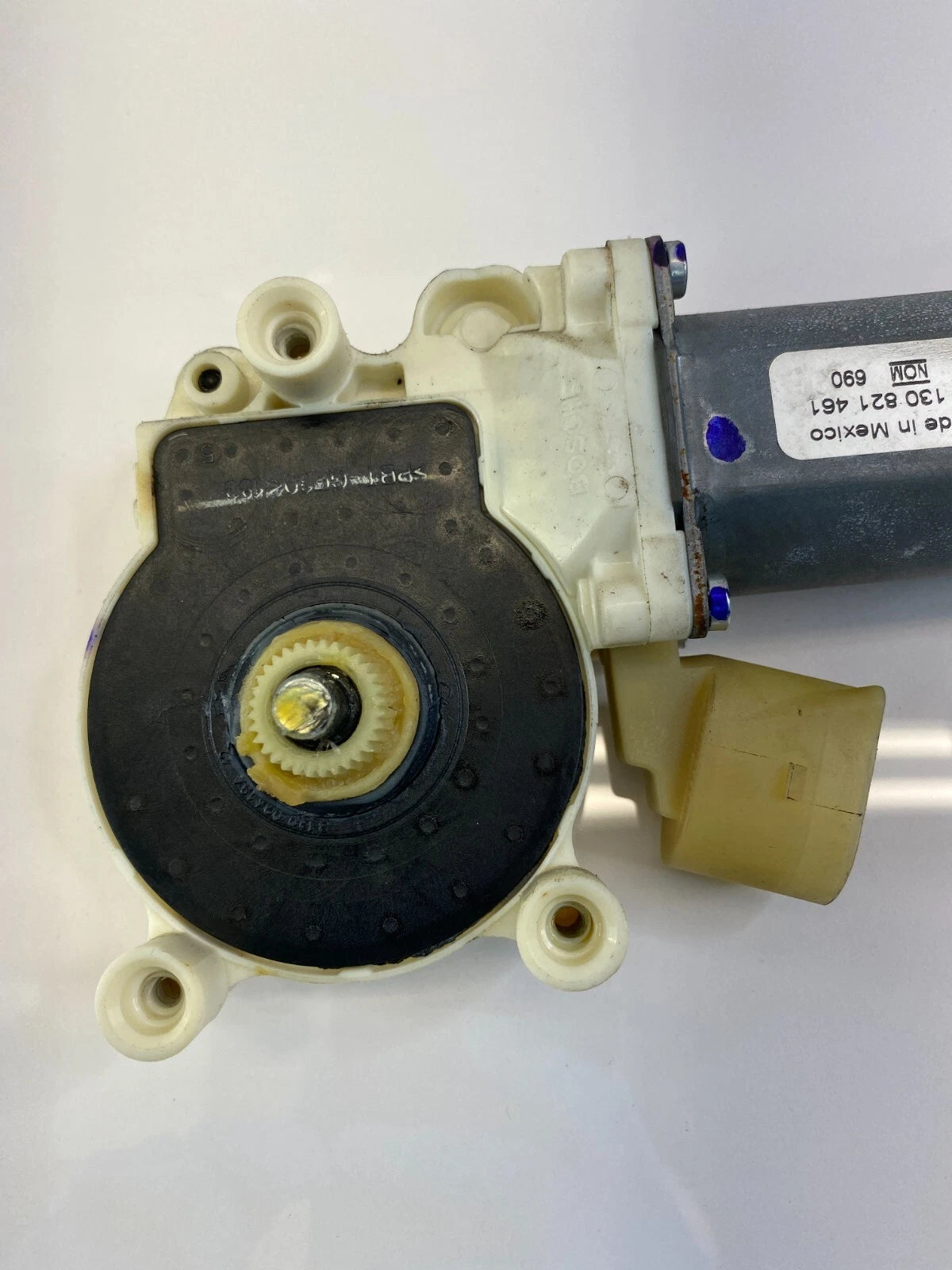 2007-2013 BMW X5 REAR RIGHT SIDE DOOR POWER WINDOW MOTOR 0130821461 OEM