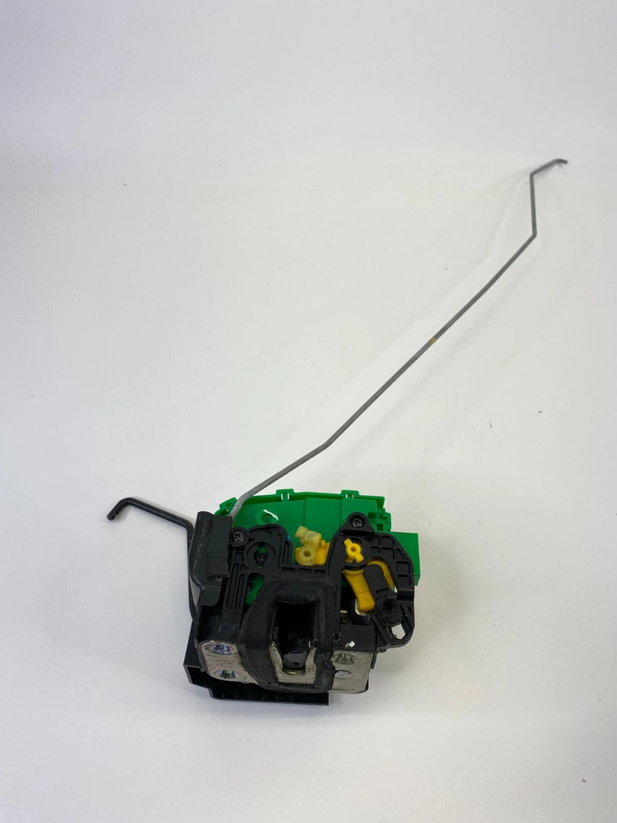 2012-2017 HYUNDAI ACCENT REAR LEFT SIDE BACK DOOR LOCK LATCH ACTUATOR OEM