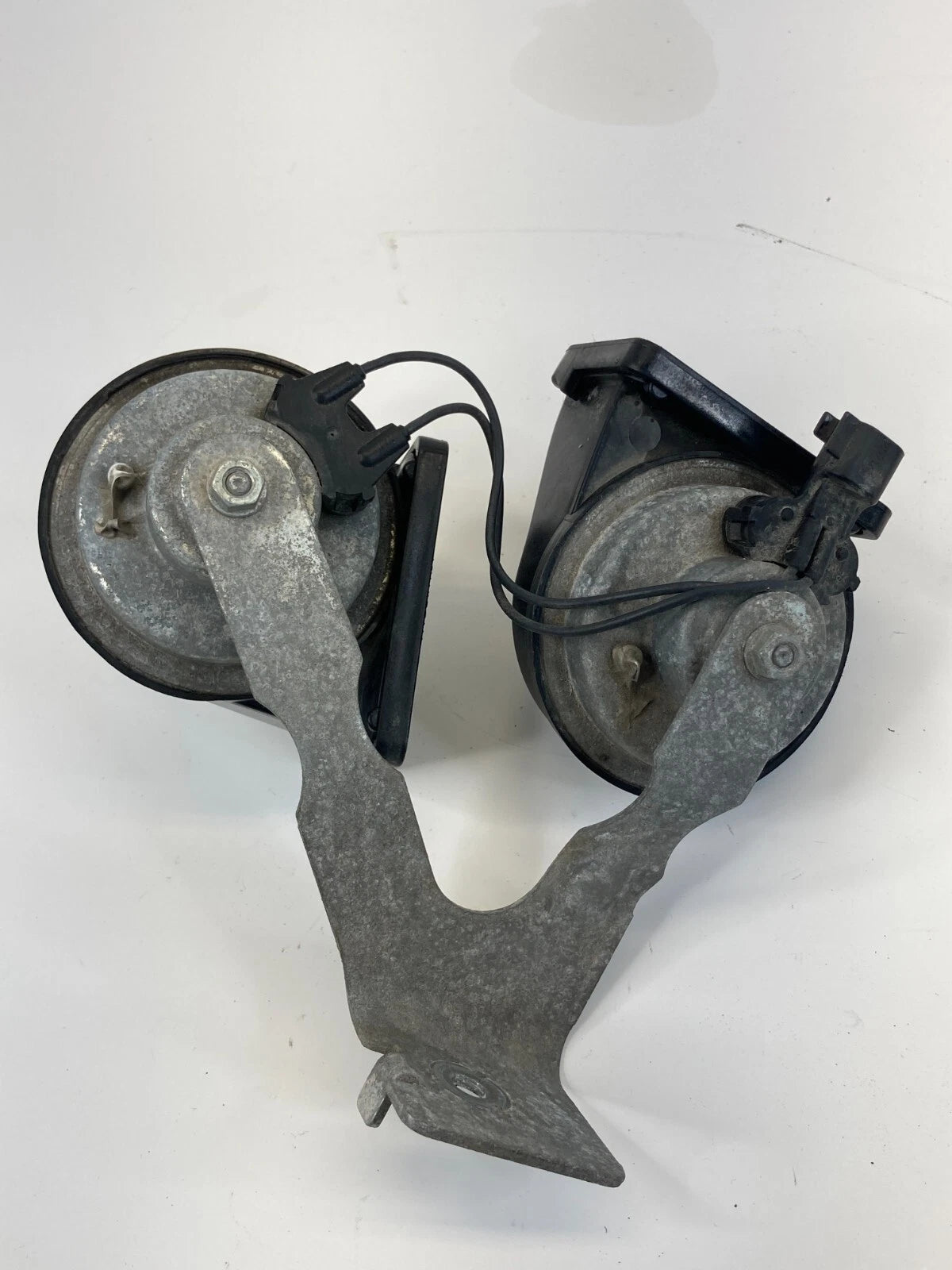 2013-2015 CHEVROLET MALIBU DUAL HORN HIGH & LOW NOTE ASSY E3-0055306 OEM