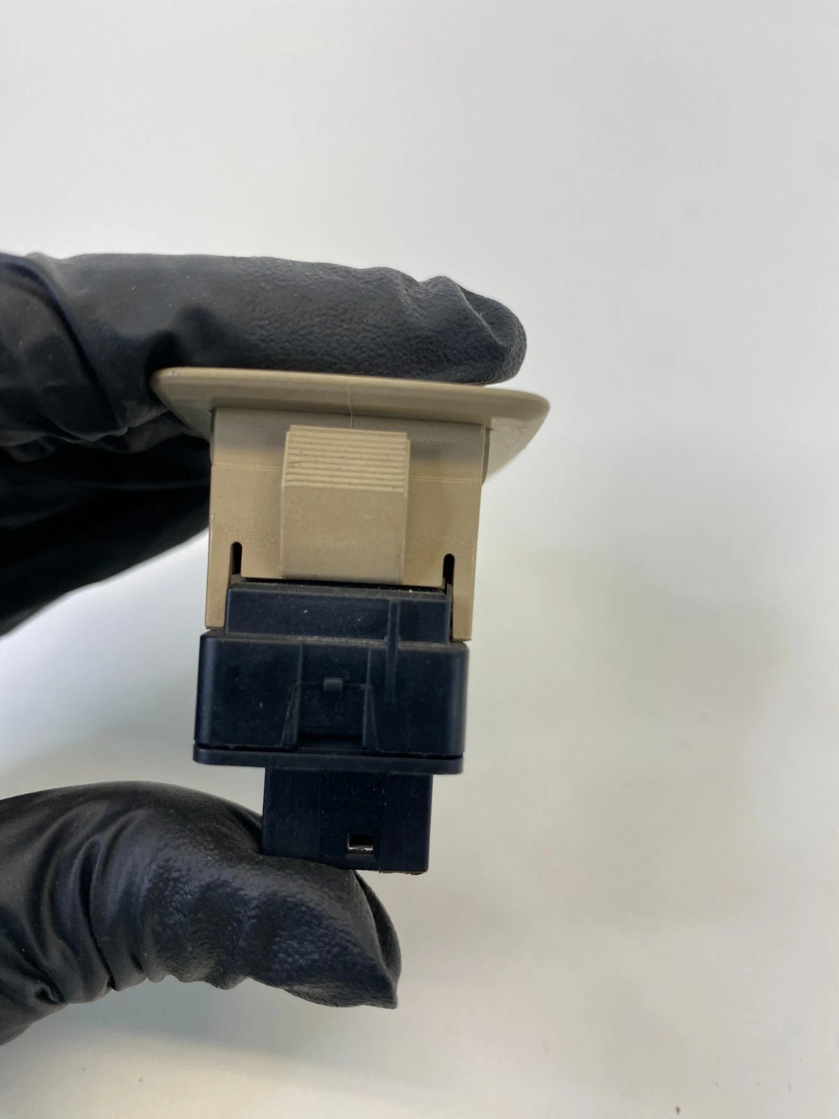 07 08 BMW 328XI 07-12 328I REAR RIGHT DOOR POWER WINDOW SWITCH 6945876 OEM