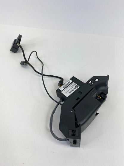 2004 2005 BMW 745I 745LI CONSOLE CHARGER PORT CELL MOUNT PHONE 51166944026 OEM