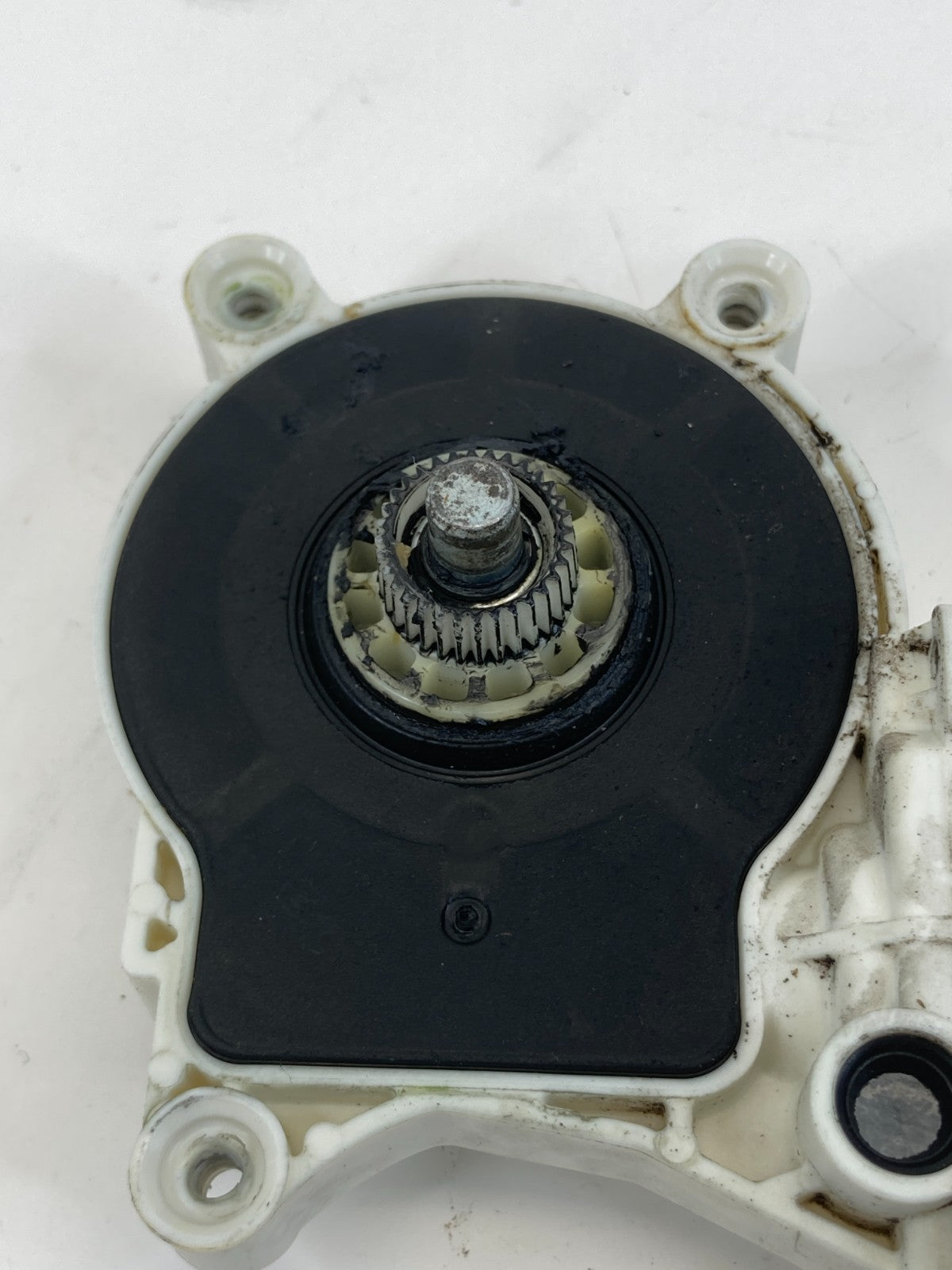 2005-2008 Dodge Magnum Front Left Side Door Window Motor Assembly 0536009901