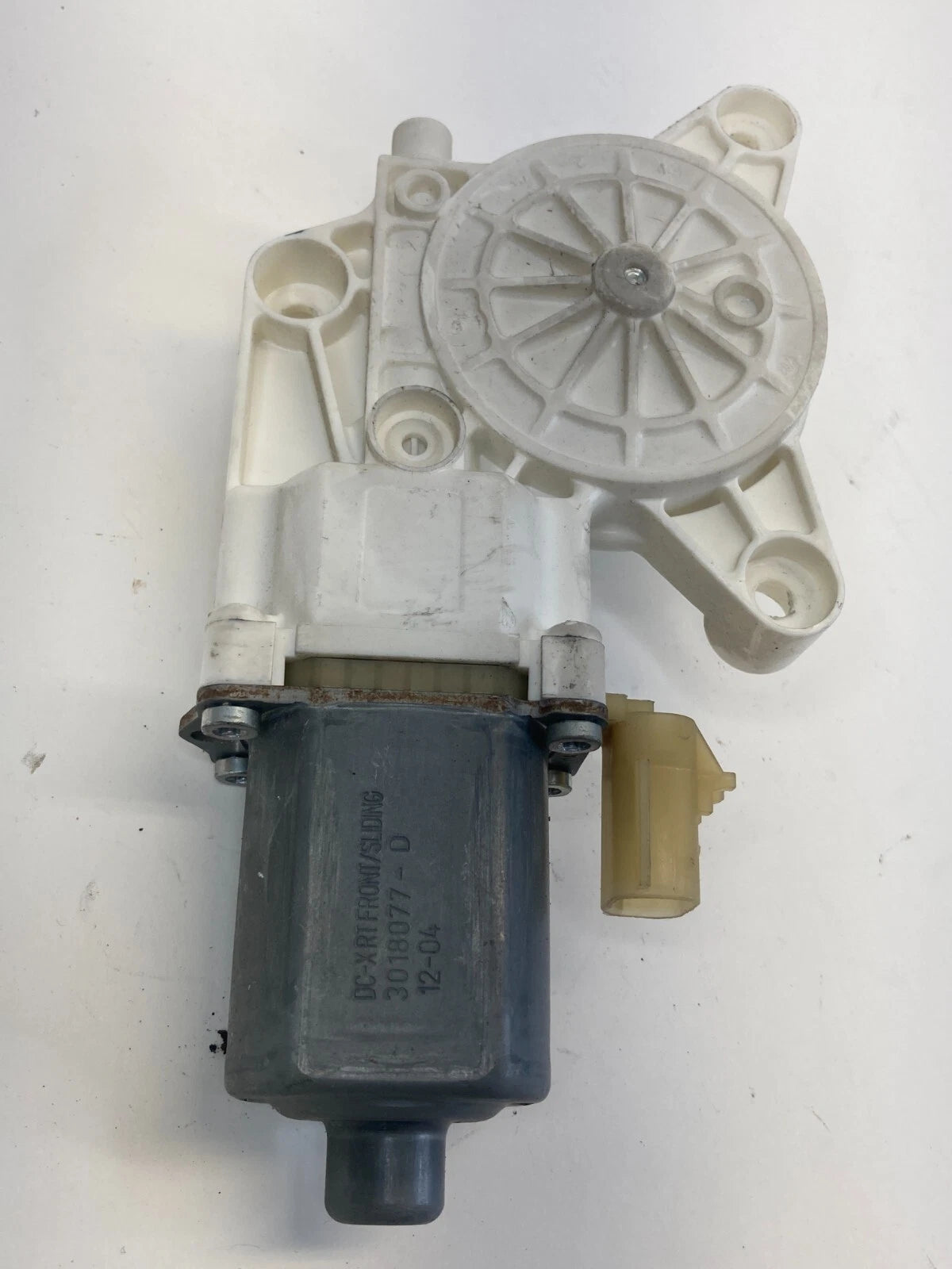 08-16 CHRYSLER TOWN & COUNTRY POWER WINDOW MOTOR REAR LH OEM FACTORY 0130822335