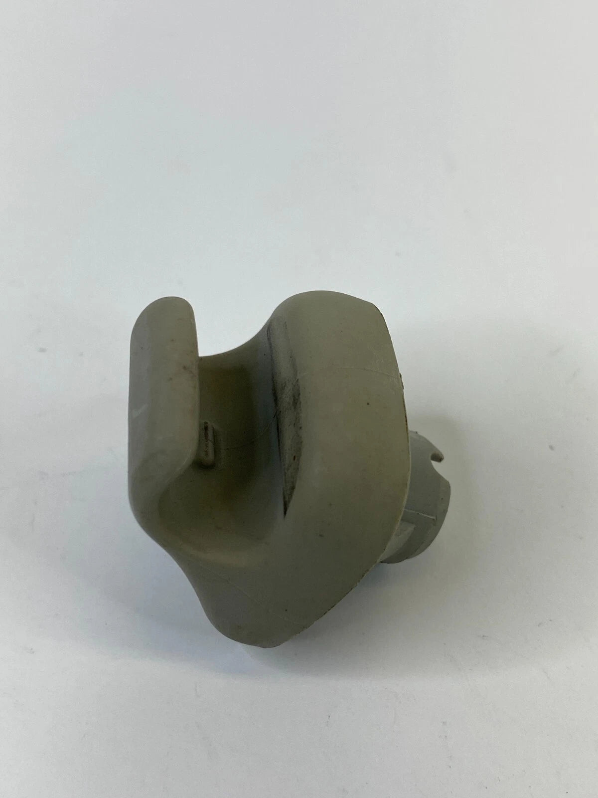 2004-2007 HONDA ACCORD FRONT RIGHT SUN VISOR SUNVISOR RETAINER HOLDER CLIP OEM