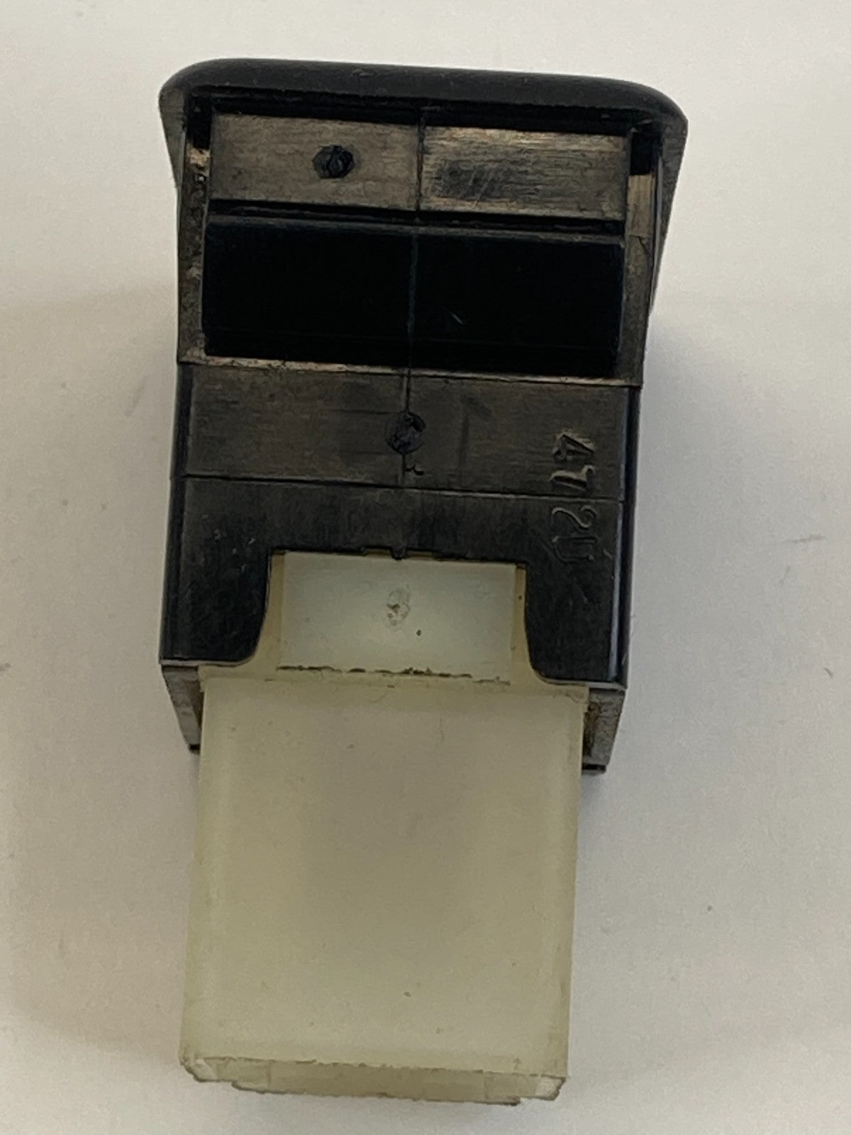 2003 2004 Infiniti G35 Trunk Lid Release Open Opener Button Control Switch OEM