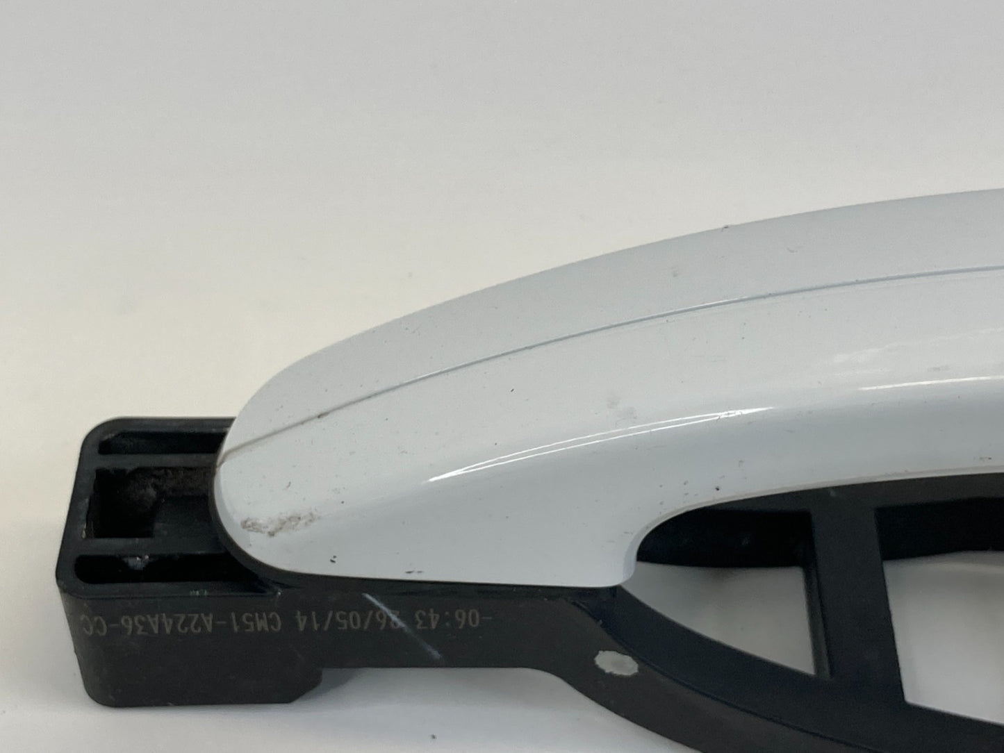 2013-2019 Ford Escape Front Right Passenger Side Exterior Door Handle OEM