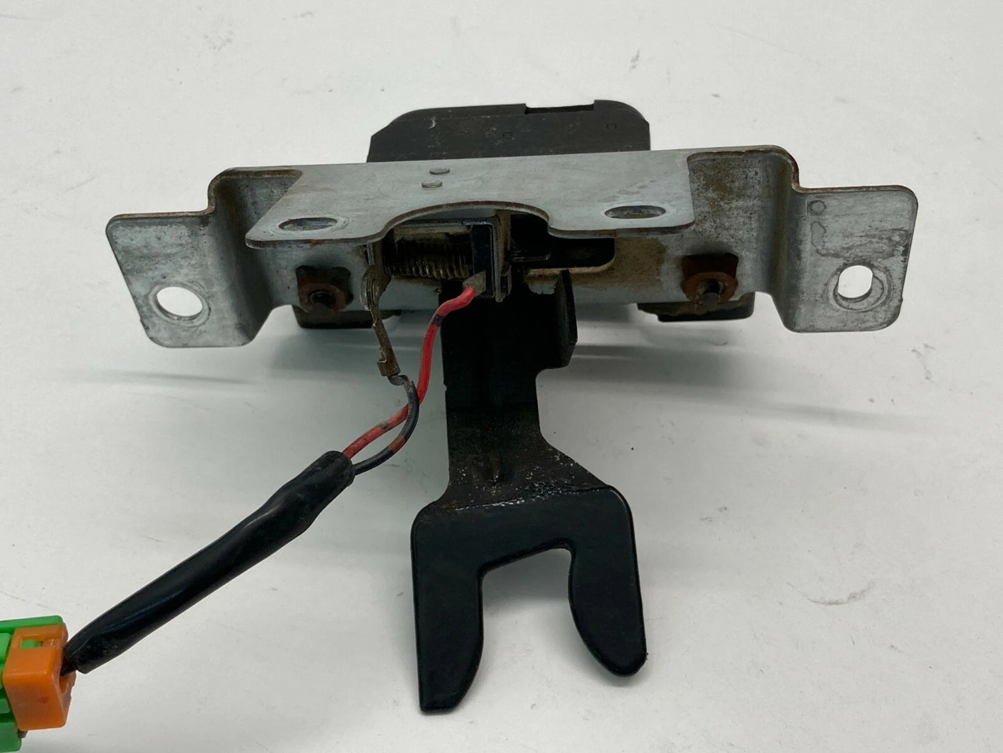 1993 1994 1995 1996 1997 1998 MERCURY VILLAGER BACK REAR GLASS LOCK LATCH OEM