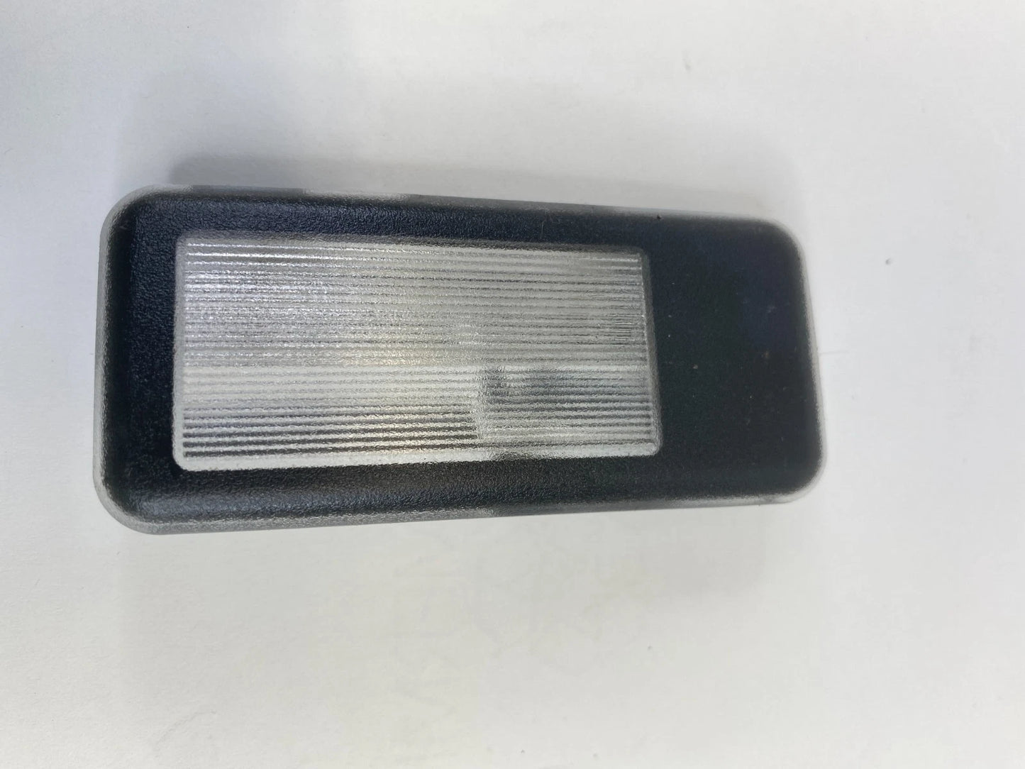 04-10 BMW X3 00-06 X5 OVERHEAD ROOF LEFT SUNVISOR LIGHT COURTESY LAMP 140929 OEM