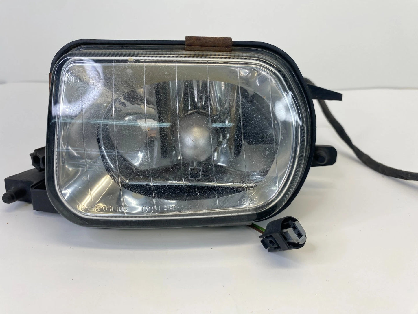 2001-2005 MERCEDES-BENZ C240 FRONT RIGHT SIDE FOG LIGHT LAMP 160720-00 OEM