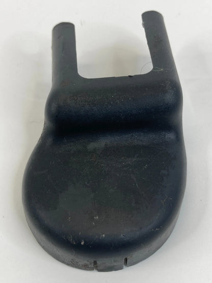 2011-2016 HYUNDAI ELANTRA FRONT LEFT SEAT TRACK OUTER END CAP COVER 88565-3X000
