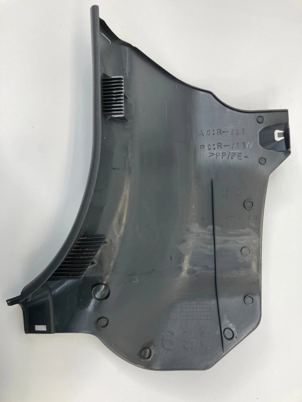 2004-2009 TOYOTA PRIUS FRONT RIGHT SIDE LOWER KICK PANEL TRIM 62111-47030 OEM