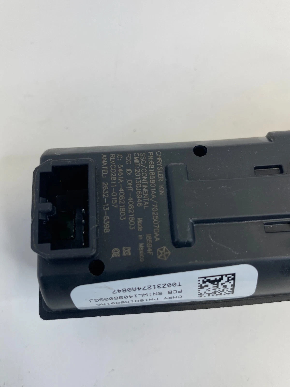 2015-2017 Chrysler 200 Ignition Power Start Control Button Switch 68185801AA OEM