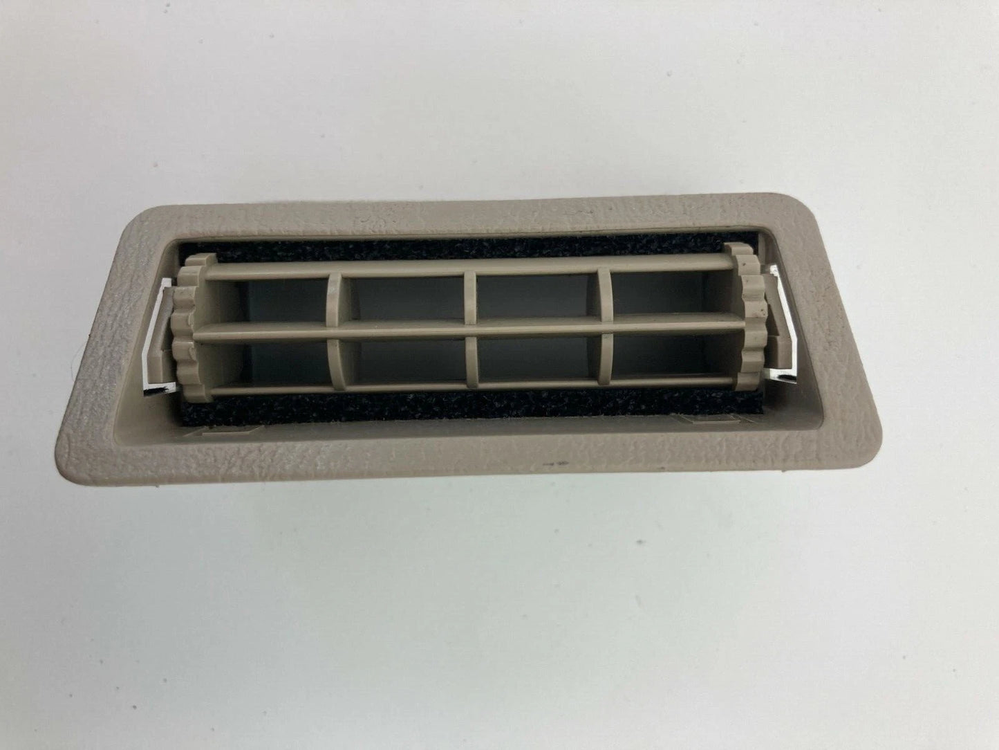 1998-2005 LEXUS GS300 01-05 GS430 FRONT DASH AC AIR VENT LOUVER LOWER OEM