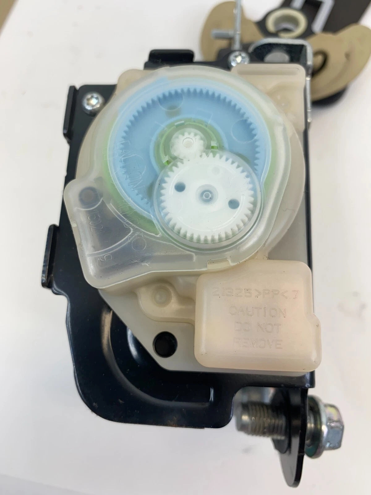 2009 2010 HYUNDAI SONATA FRONT RIGHT PASSENGER SIDE SEAT BELT SAFETY RETRACTOR