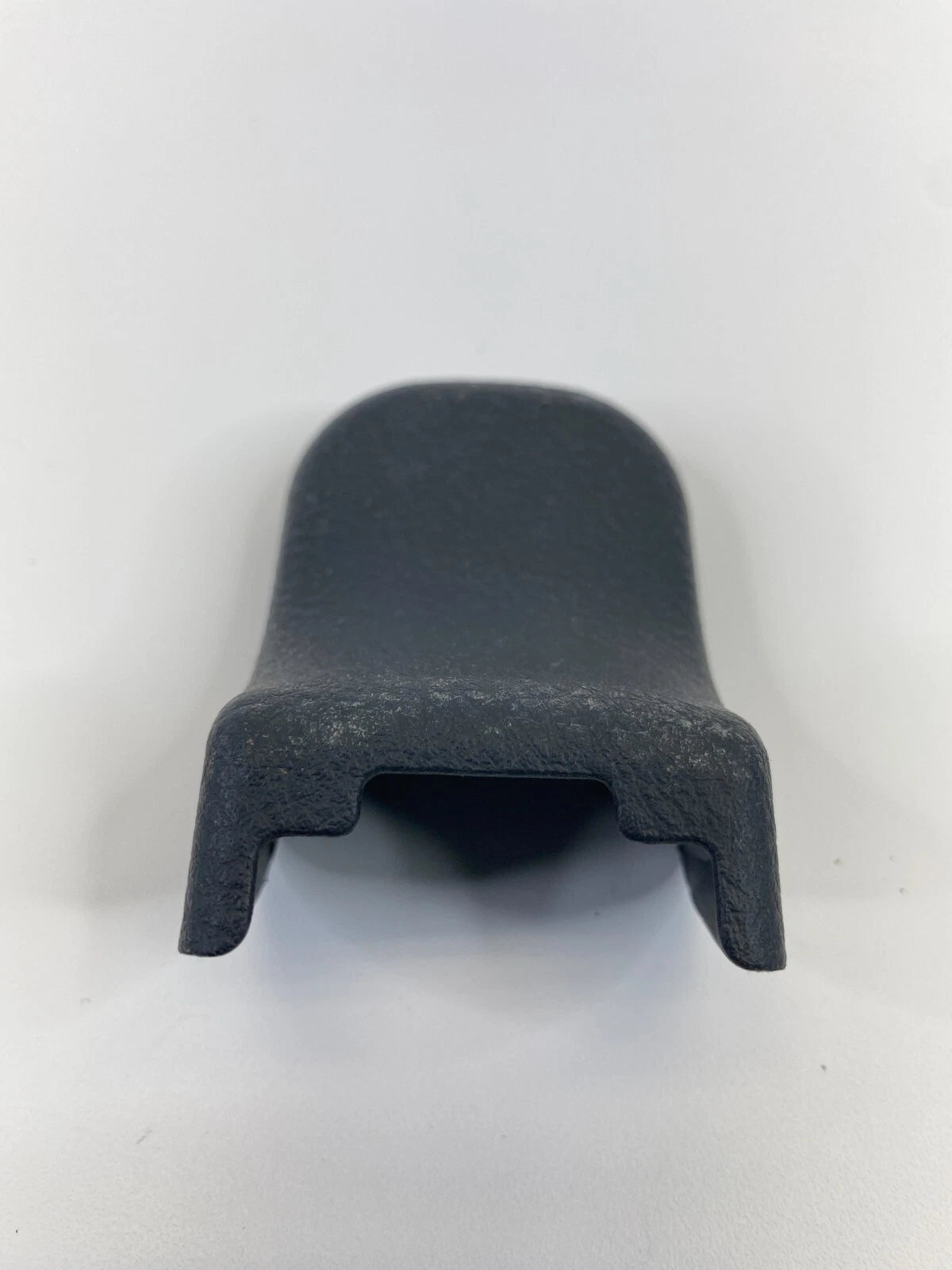 2007-2009 HYUNDAI SANTA FE FRONT LEFT SIDE SEAT TRACK END COVER TRIM 88097-2B100