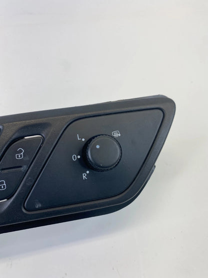 11-18 VOLKSWAGEN JETTA FRONT LEFT INTERIOR DOOR HANDLE W/ LOCK SWITCH 5C6837197A