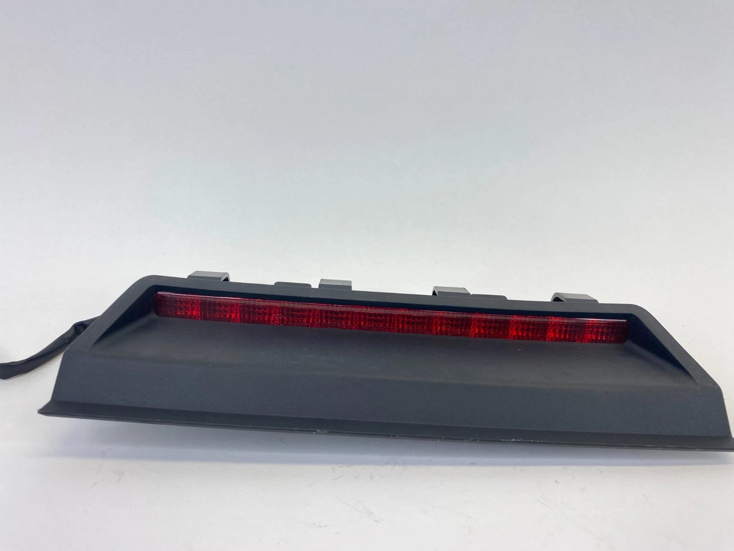 07 08 INFINITI G35 SEDAN 3RD THIRD BRAKE LIGHT HIGH MOUNTED LAMP 26598-JK000 OEM