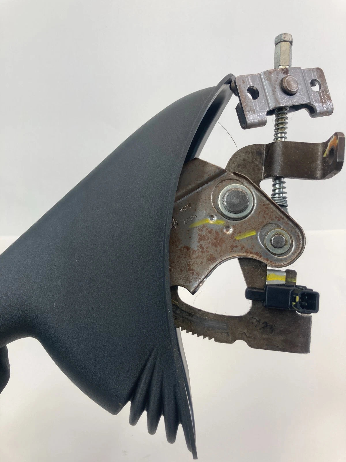 2012 FIAT 500 FLOOR CENTER CONSOLE PARKING EMERGENCY BRAKE HANDLE ASSEMBLY OEM