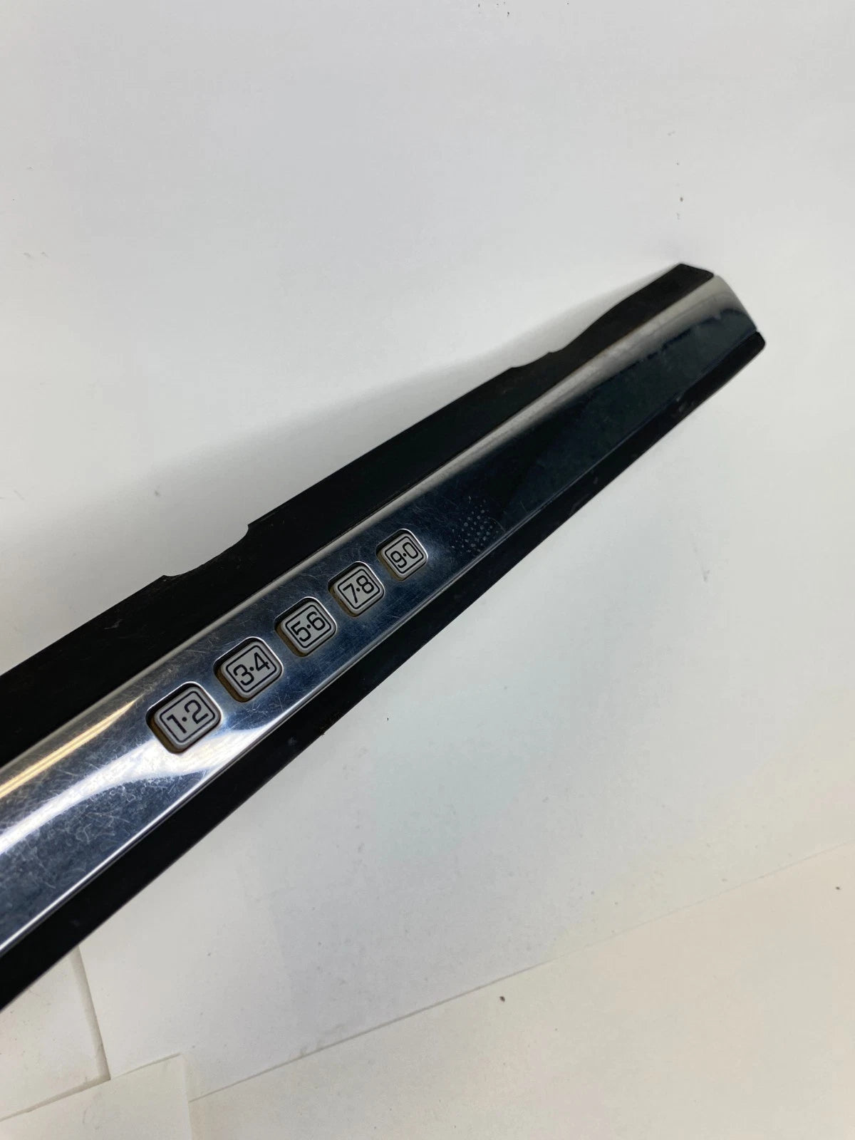 2003 2004 2005 2006 LINCOLN NAVIGATOR FRONT LEFT DOOR WINDOW TRIM KEY PAD OEM