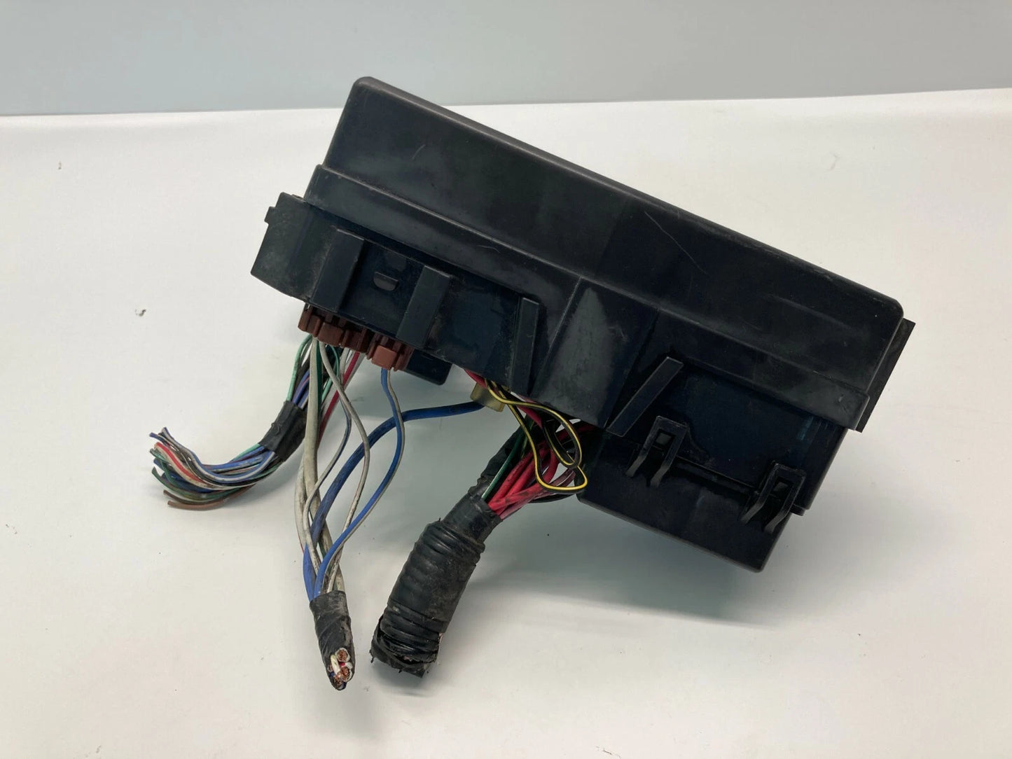 2005 SUZUKI AERIO SEDAN 2.3L AT FUSE BOX RELAY BLOCK COVER 36738-54GC