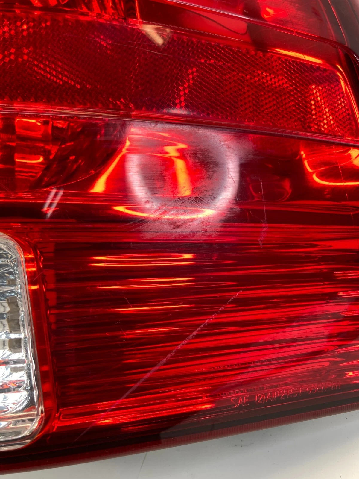 2003-2006 FORD EXPEDITION PASSENGER RIGHT TAILLIGHT LAMP UNIT 2LIX-I3B504-A OEM