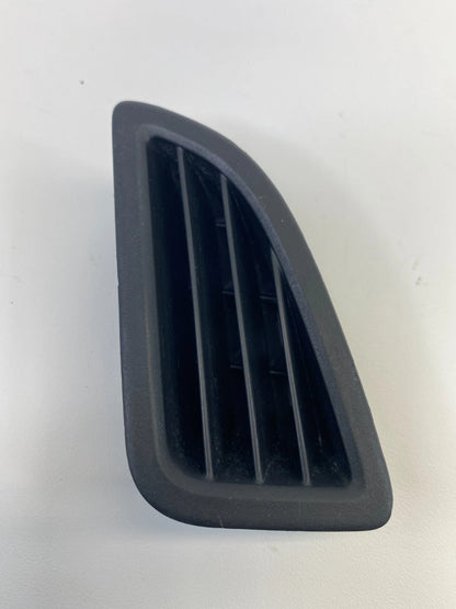 2011-2016 HYUNDAI ELANTRA SEDAN RIGHT DASH DEFROSTER A/C AC AIR VENT GRILLE OEM