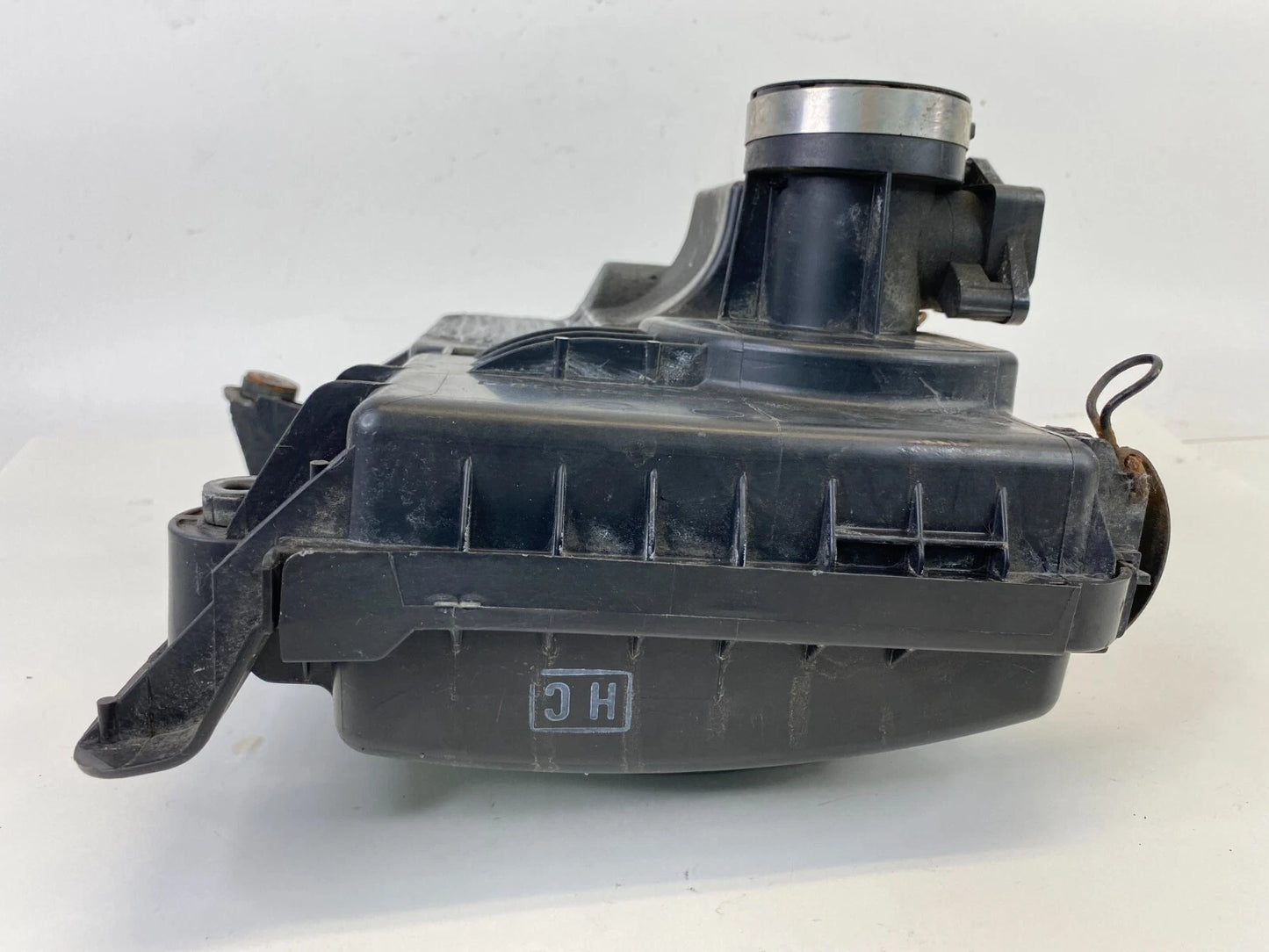 2004-2009 TOYOTA PRIUS 1.5L AIR CLEANER FILTER BOX UPPER & LOWER HOUSING OEM