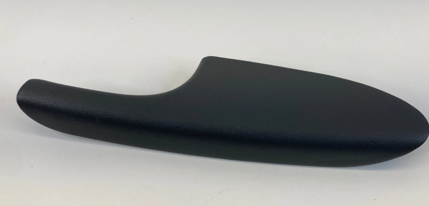 11-14 HYUNDAI SONATA REAR RIGHT SIDE INTERIOR DOOR ARMREST PANEL D14323S050 OEM