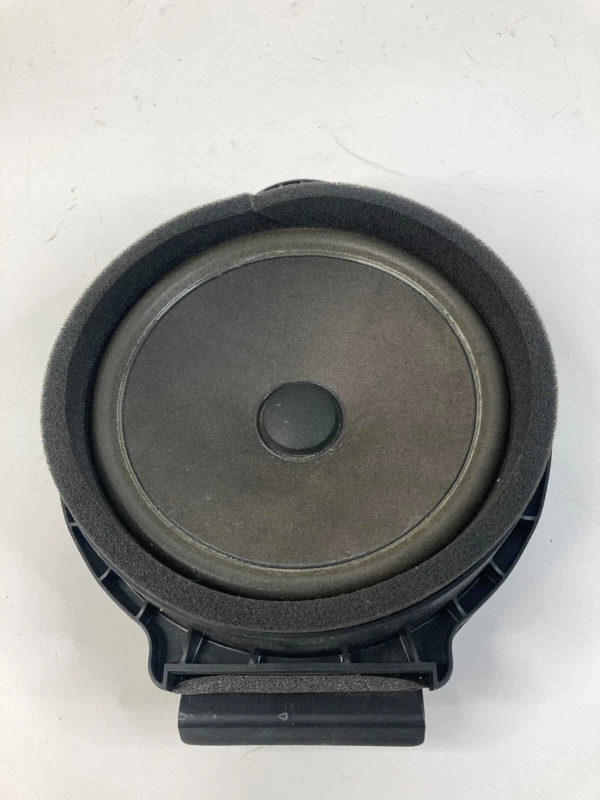2011-2017 BUICK REGAL FRONT LEFT OR RIGHT DOOR AUDIO SPEAKER ASSY 13257499 OEM