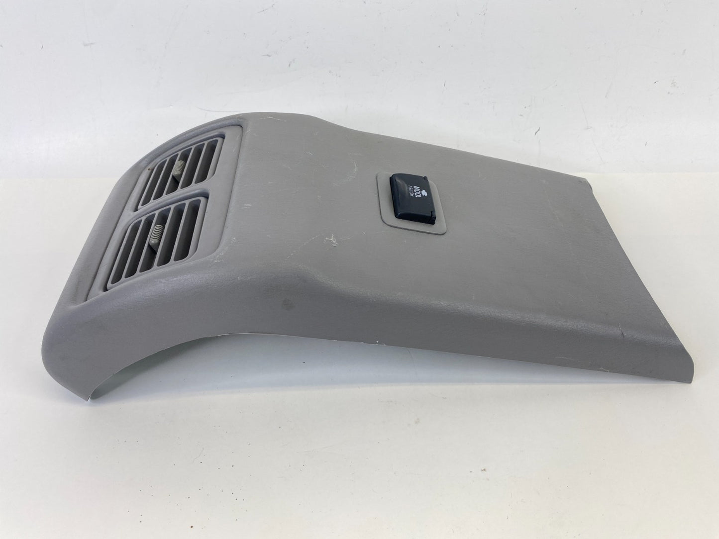 2002 2003 2004 Toyota Avalon Rear Center Console Air Vent Grille w/ Plug OEM