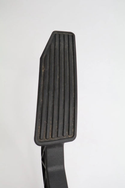 2006-2010 HUMMER H3 GAS PEDAL ACCELERATOR THROTTLE 25955673 OEM FACTORY