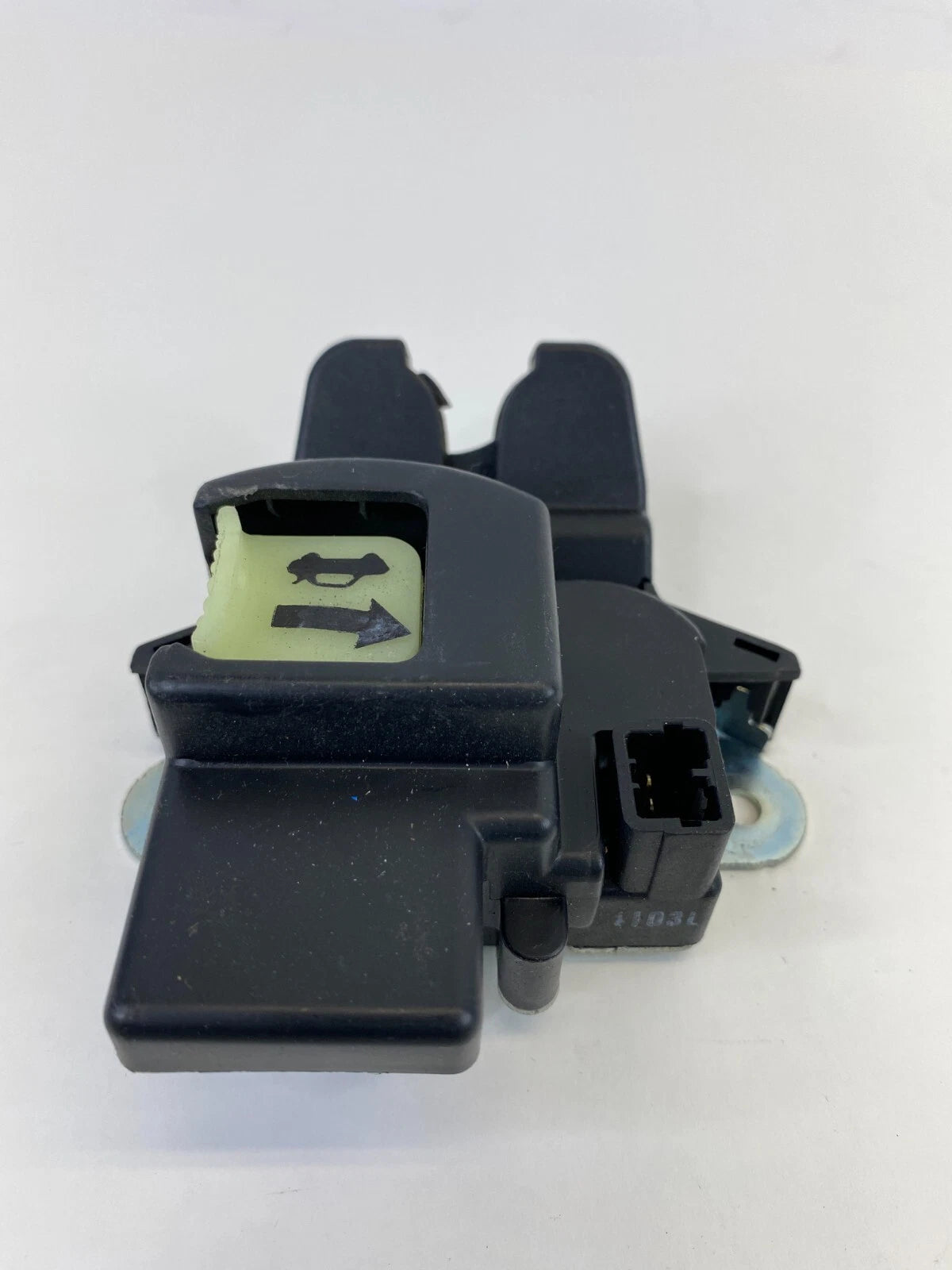 2014-2016 KIA FORTE SEDAN REAR TRUNK LOCK LATCH RELEASE ACTUATOR ASSY OEM