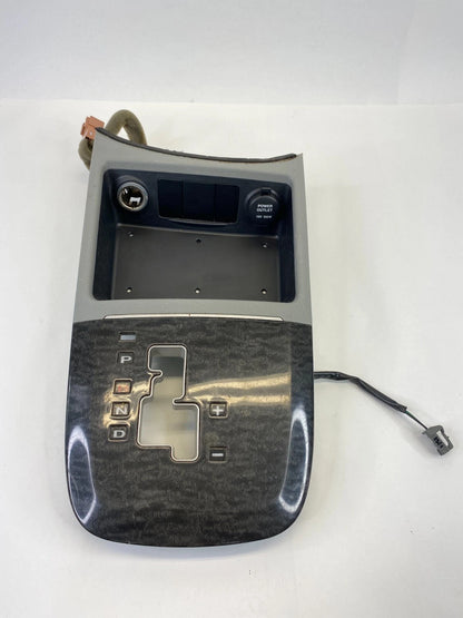 07-09 HYUNDAI SANTA FE CENTER CONSOLE SHIFTER INDICATOR BEZEL W/ POWER OUTLET
