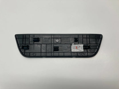 11-15 HYUNDAI ELANTRA REAR LEFT DOOR TRIM STEP SILL SCUFF PLATE 85877-3Y000 US