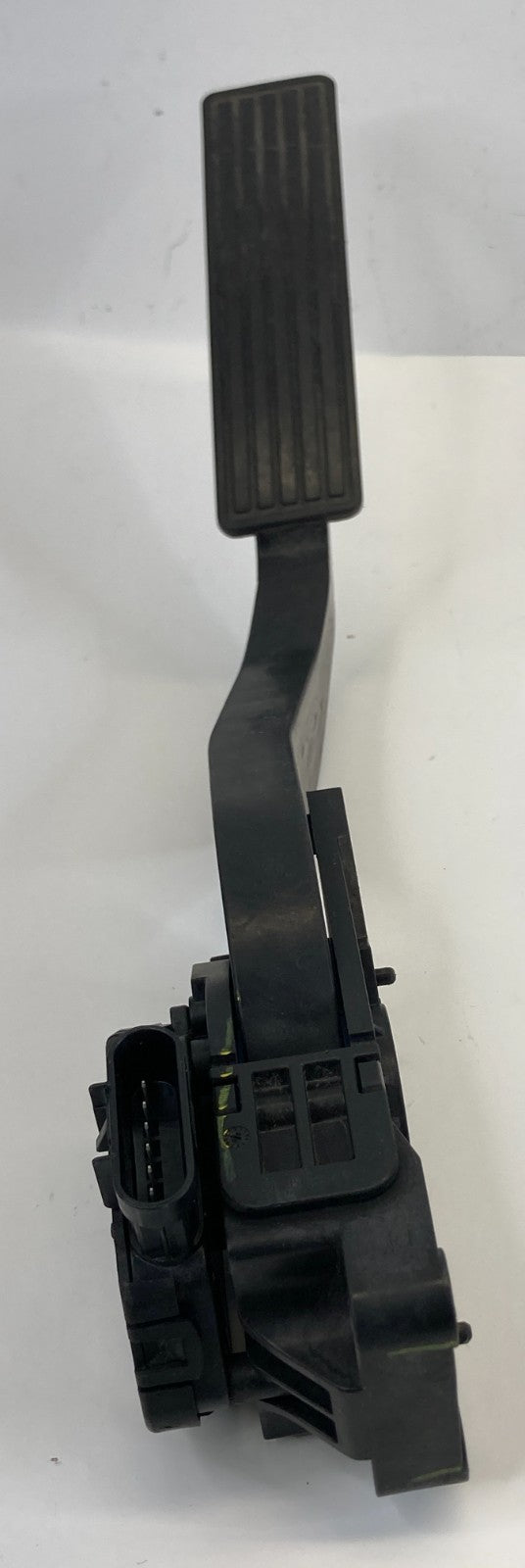 2010-2017 Chevrolet Equinox 2.4L AT Fuel Accelerator Gas Pedal Throttle OEM