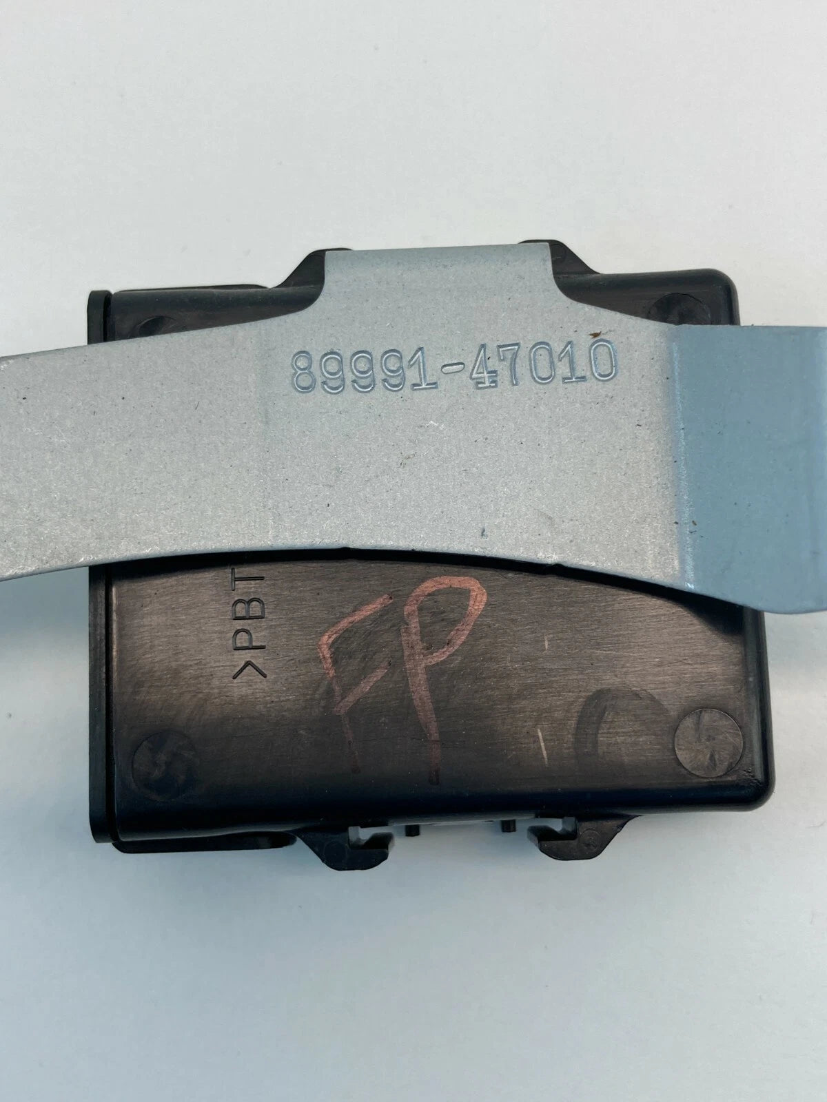 04-09 TOYOTA PRIUS FRONT RIGHT OSCILLATOR INNER DOOR CONTROL MODULE 89991-47010
