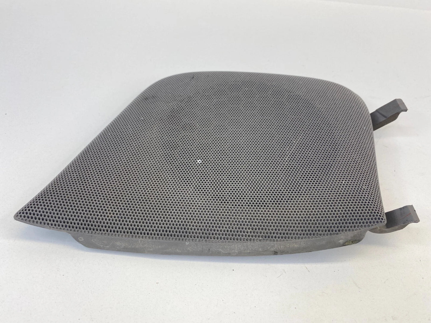 2002-2004 HONDA ODYSSEY REAR RIGHT PASSENGER SPEAKER GRILLE COVER TRIM 84612S0XX