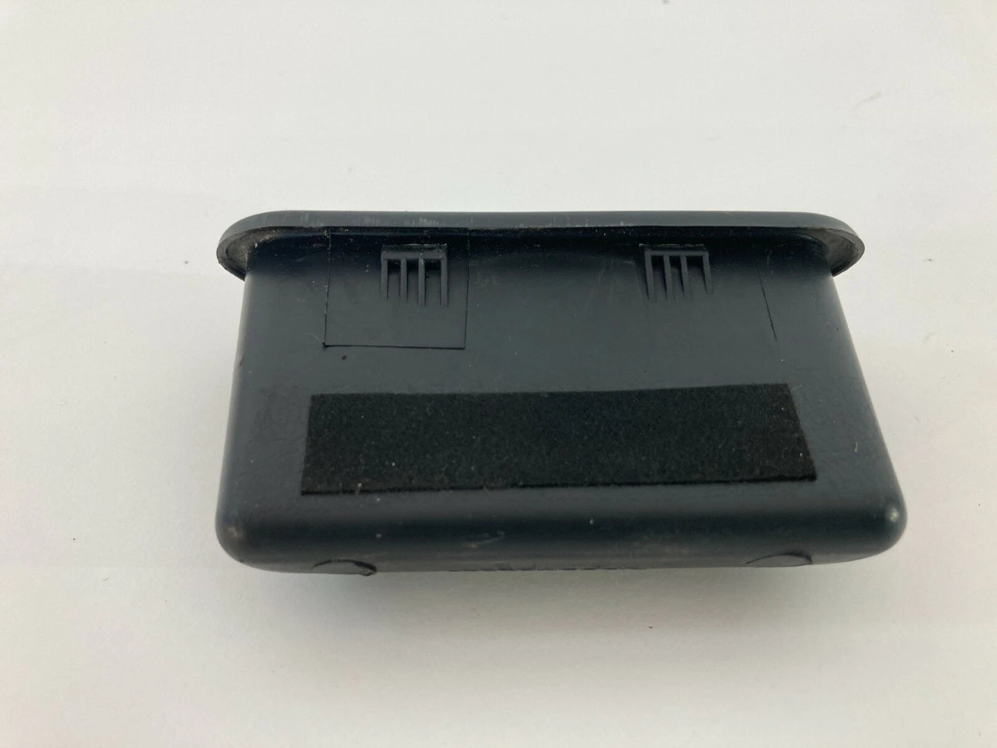 2006 - 2011 HYUNDAI ACCENT TAIL GATE PULL HANDLE COVER ASSEMNBLY 81755-2E000 OEM