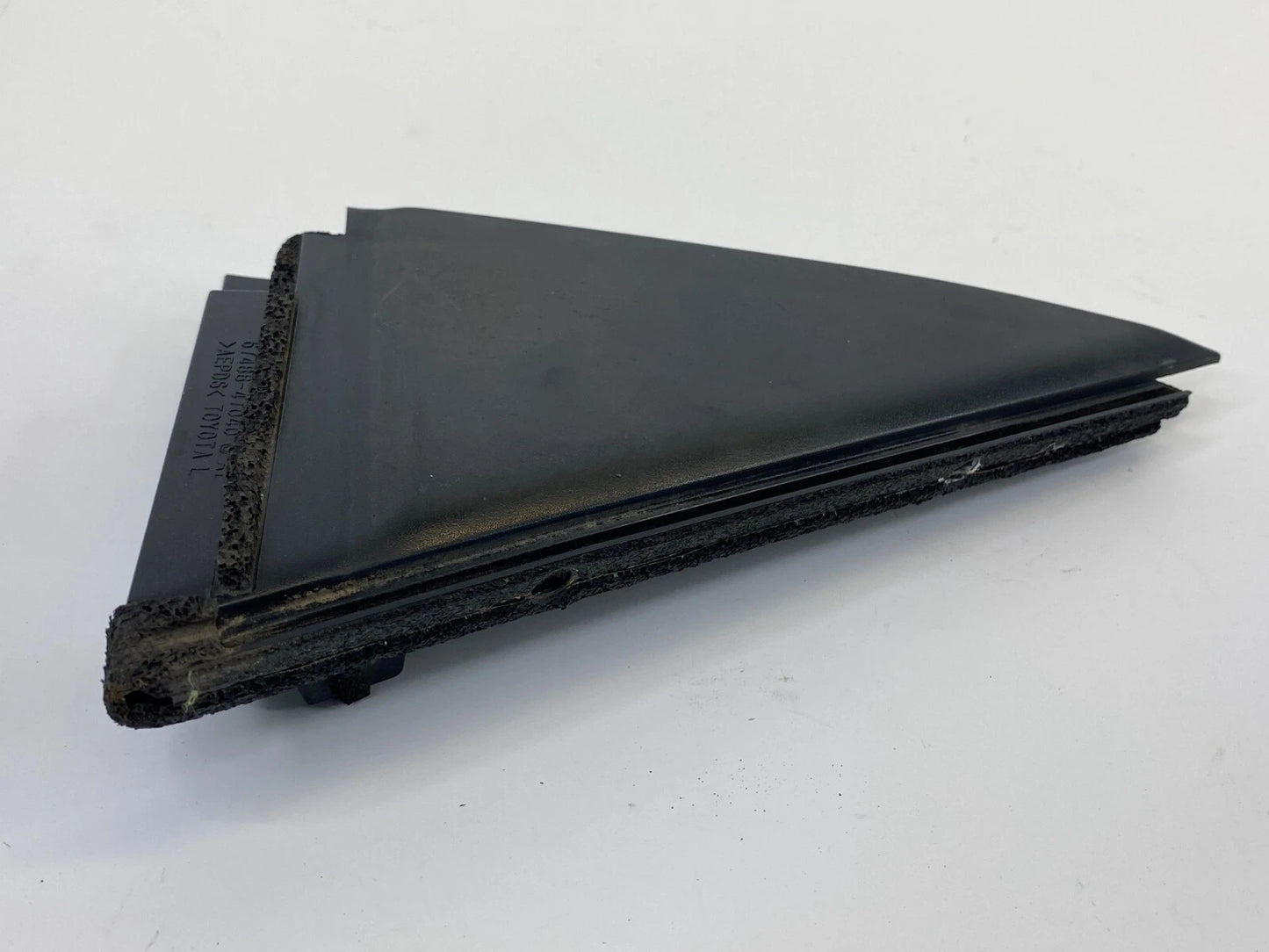 2010-2015 TOYOTA PRIUS REAR LEFT DOOR OUTER CORNER COVER MOLDING OEM 67488-47040
