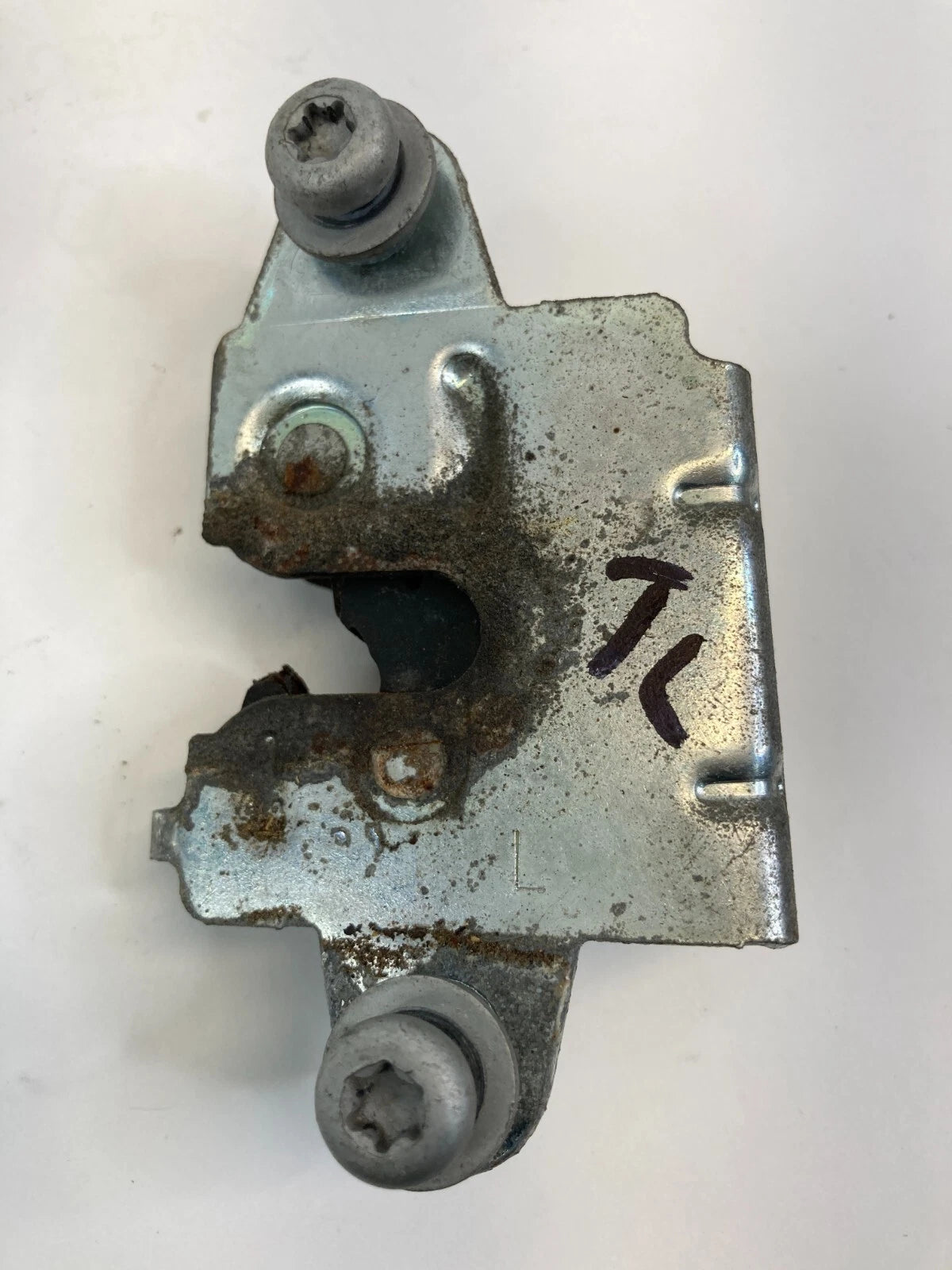2007-2021 TOYOTA TUNDRA REAR LEFT DRIVER SIDE TAILGATE LIFTGATE LOCK LATCH OEM