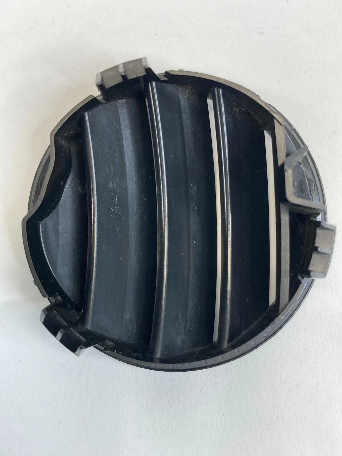 2012-2015 VOLKSWAGEN PASSAT FRONT RIGHT SIDE DASH UPPER DEFROST VENT GRILLE OEM