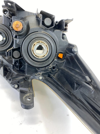 2010 2011 TOYOTA PRIUS FRONT LEFT DRIVER HEADLIGHT HEADLAMP 99226-81017 OEM