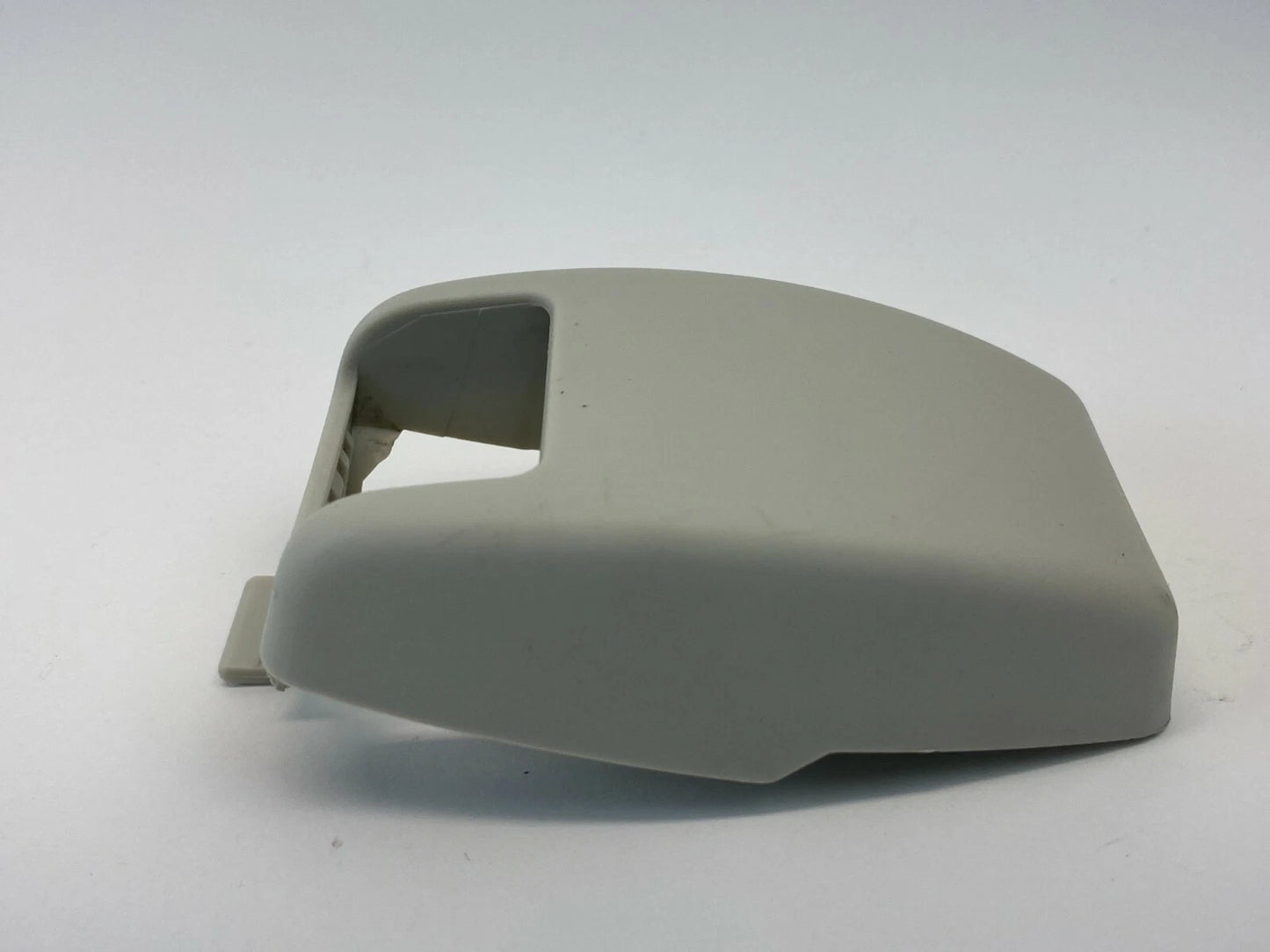 2007-2009 DODGE CALIBER FRONT LEFT DRIVER SEAT BELT UPPER COVER CAP TRIM OEM