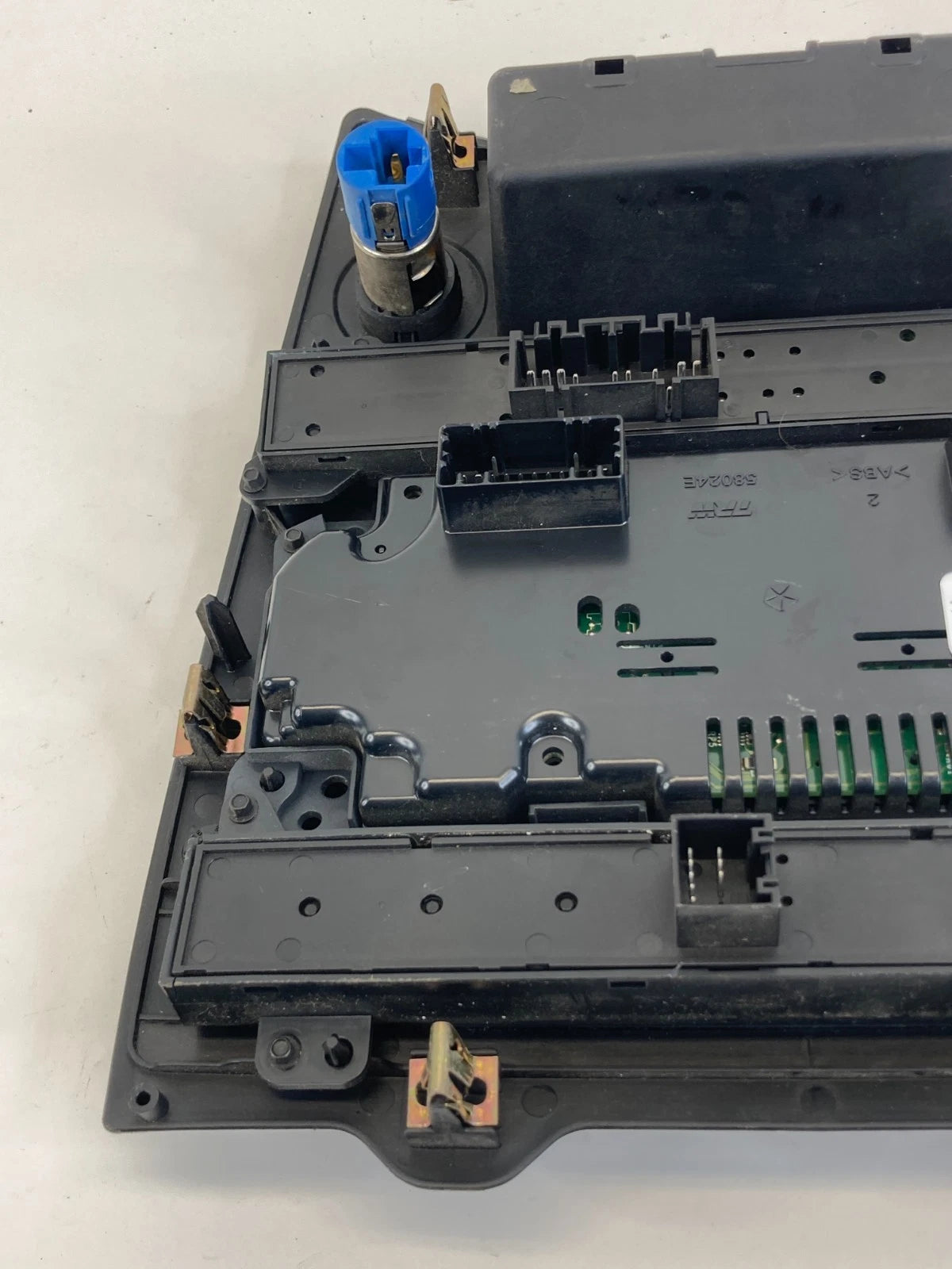 2005-2007 JEEP GRAND CHEROKEE A/C HEATER CLIMATE CONTROL PANEL BEZEL 56050093AC