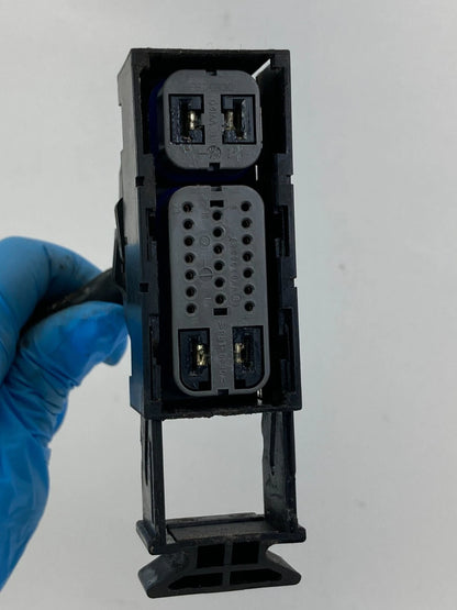 2002-2004 JEEP GRAND CHEROKEE 4WD ABS PUMP ANTI LOCK BRAKE CONNECTOR PLUG OEM