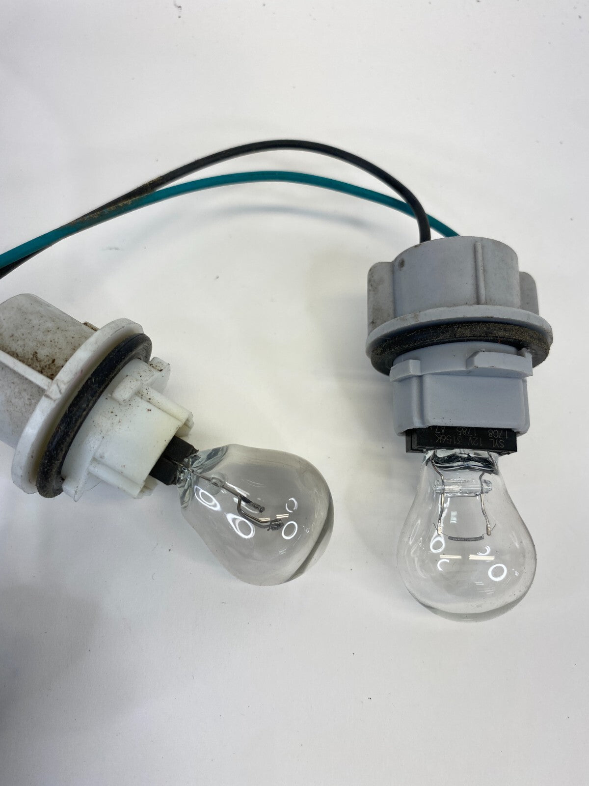 2008-2011 Nissan Altima Tail Light Taillight Wire Wiring Harness Bulb Cable