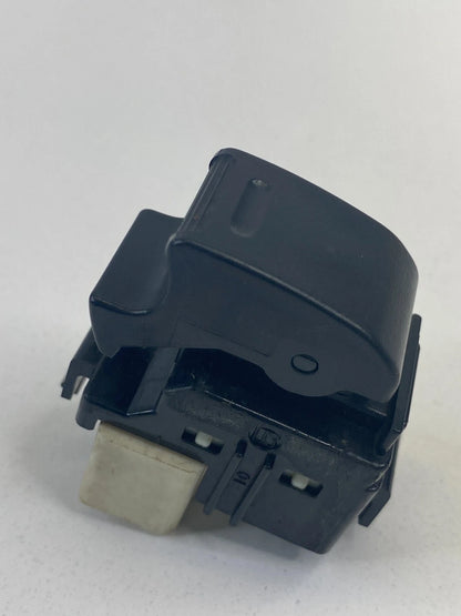1993-2008 TOYOTA COROLLA FRONT RIGHT PASSENGER DOOR POWER WINDOW SWITCH BUTTON