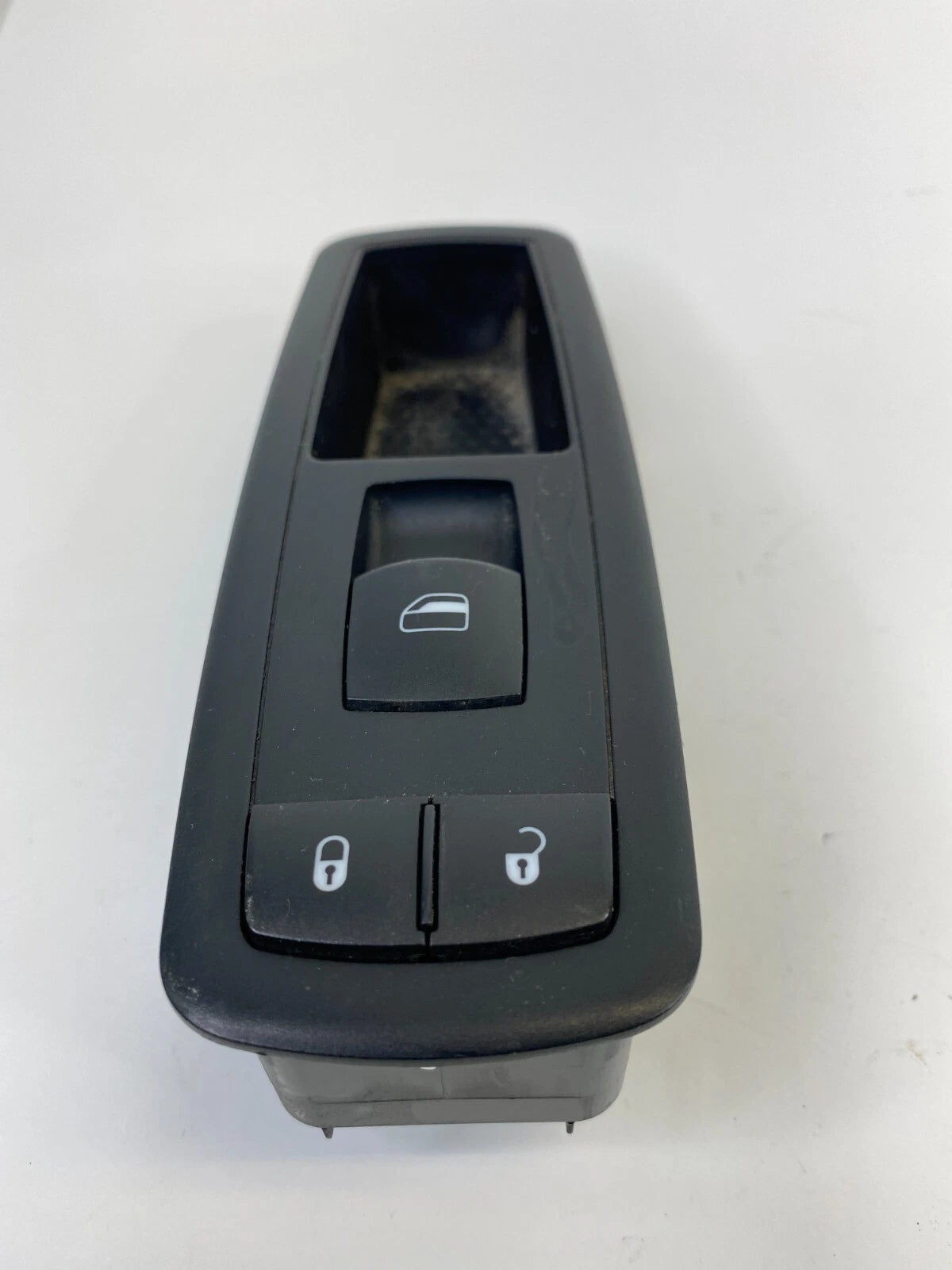 08-12 CHRYSLER TOWN & COUNTRY FRONT RIGHT DOOR POWER WINDOW SWITCH 68029178A OEM