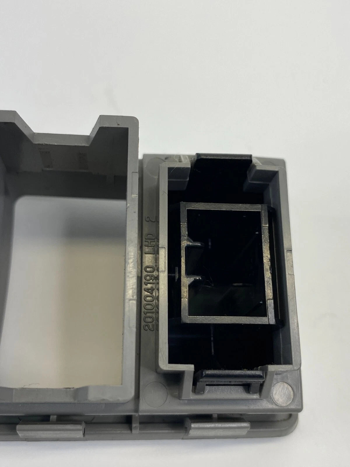 2007-2010 HYUNDAI ELANTRA SEDAN DASH LIGHT DIMMER SWITCH BEZEL TRIM 201004190